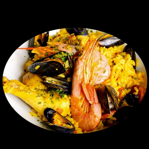 Paella pilon de poulet, fruits de mer, seiche, gambas( min 2 parts)